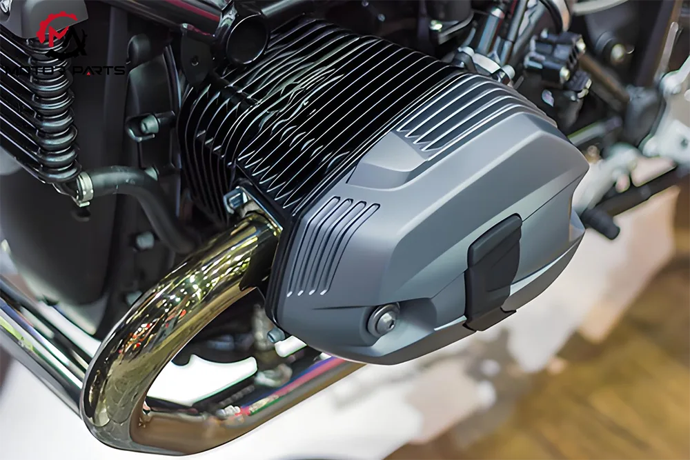 Pourquoi de plus en plus de cyclistes améliorent-ils leurs accessoires de moto ?